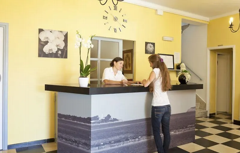 Apartamentos Don Miguel 포엔샤 항구